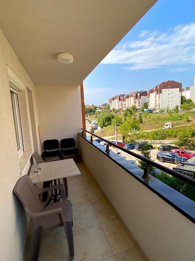 Gray Apartment 1 Pristina Eksteriør bilde